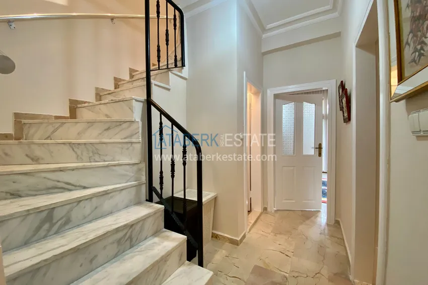 Приобрести Дуплекс с мебелью и отдельной кухней в Махмутларе 11 