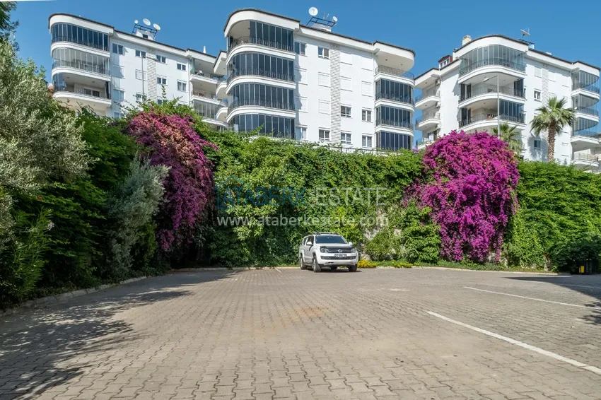 Пентхаус-дуплекс в Джикджилли меблированный с частичным видом на море и горы 12 