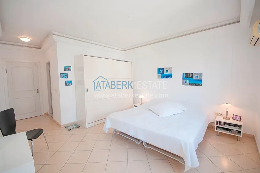 Приобрести Пентхаус-дуплекс в Джикджилли меблированный с частичным видом на море и горы 12 