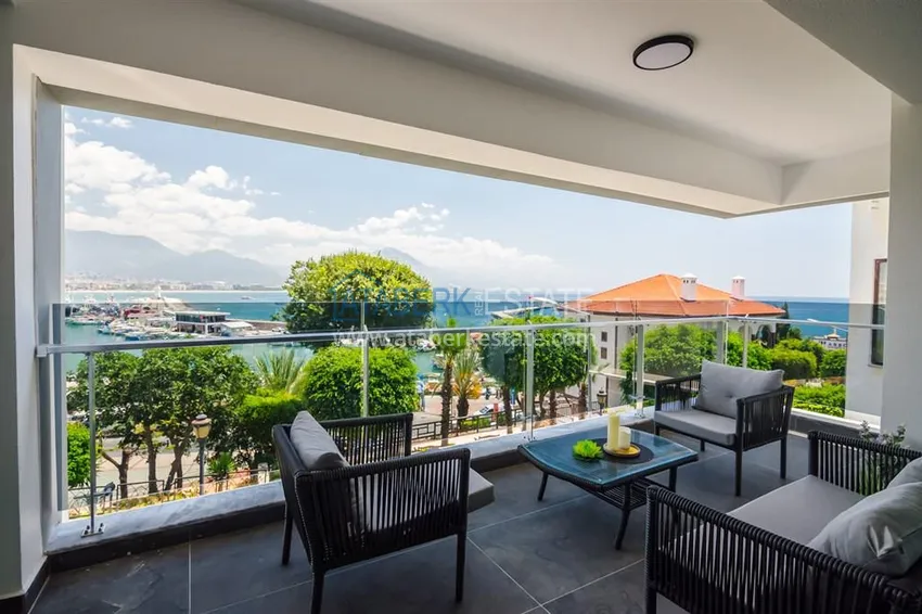 Приобрести Апартаменты с невероятным видом на гавань в историческом центре Алании 21 