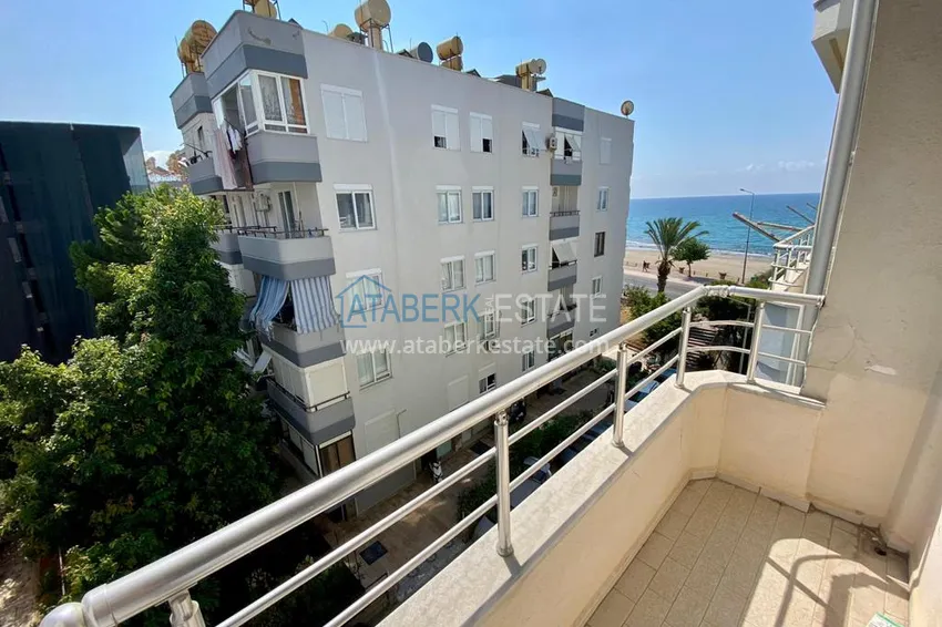 Приобрести Линейная квартира с 3 спальнями и боковым видом на море в районе Оба 15 