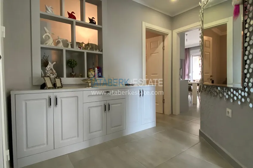 Приобрести Трехкомнатная квартира с современным интерьером в Алании – горный район Тепе 2 