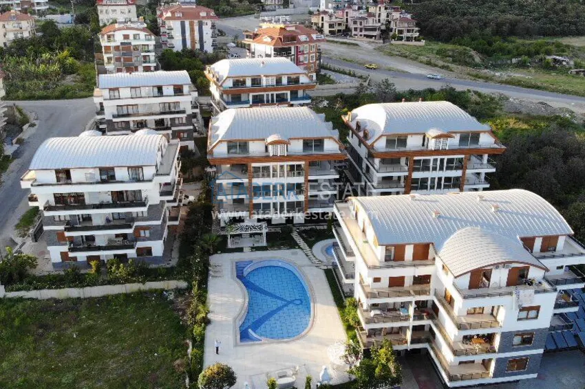 Квартира в центре Алании с отдельной кухней и 3 спальнями 1 