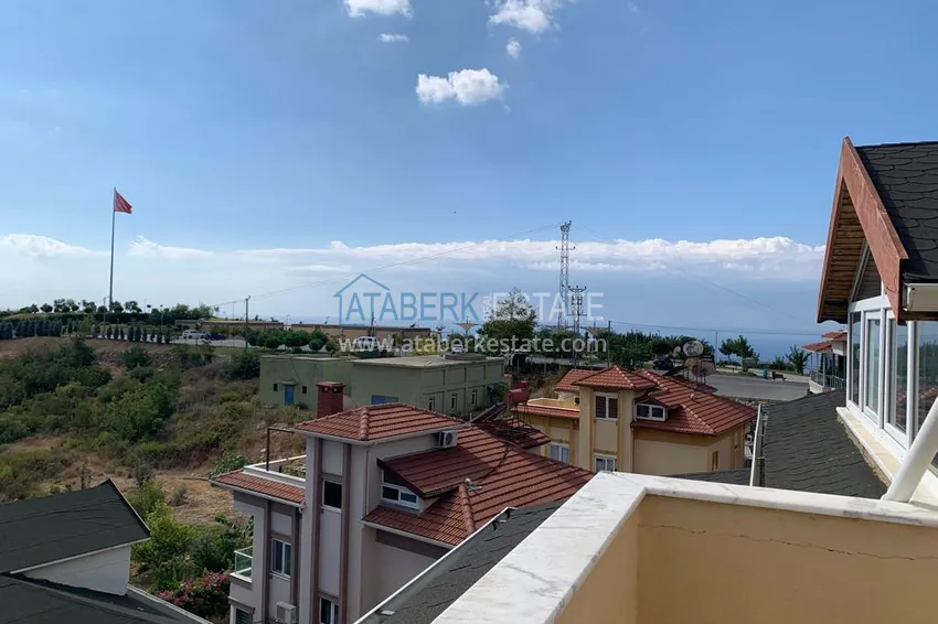 Приобрести Трехэтажный частный дом с панорамным видом в Алании – горный район Бекташ 19 