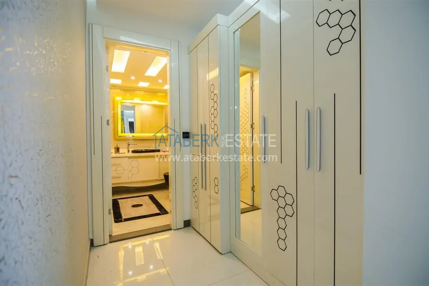 Приобрести Апартаменты с невероятным видом на гавань в историческом центре Алании 33 