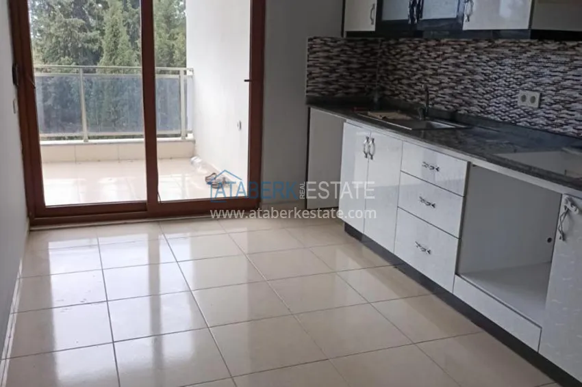 Приобрести Квартира в центре Алании с отдельной кухней и 3 спальнями 2 