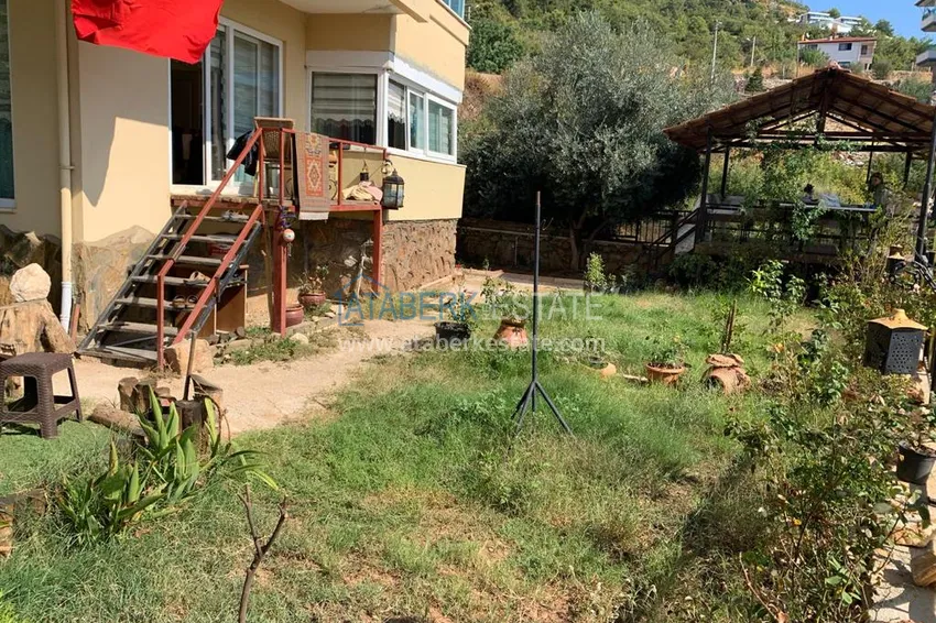 Трехэтажный частный дом с панорамным видом в Алании – горный район Бекташ 4 