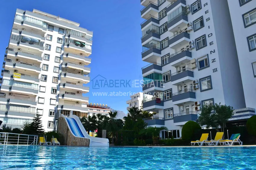 Квартира в Махмутларе меблированная, в комплексе на первой береговой 5 