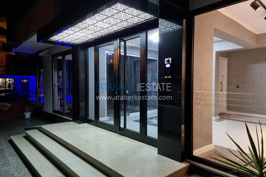 Квартира в в центре Алании, двухкомнатная с мебелью в жилом комплексе рядом с морем 5 