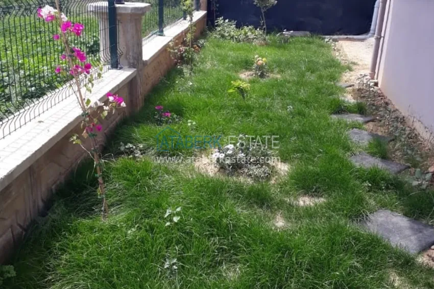 Трехкомнатная квартира с современным интерьером в Алании – горный район Тепе 6 