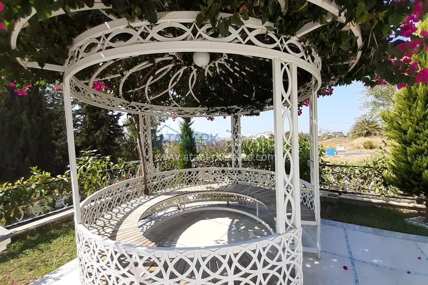 Квартира в центре Алании с отдельной кухней и 3 спальнями 9 