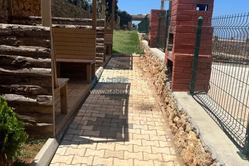 Квартира в районе Оба с качественной чистовой отделкой и открытым видом на горы 10 