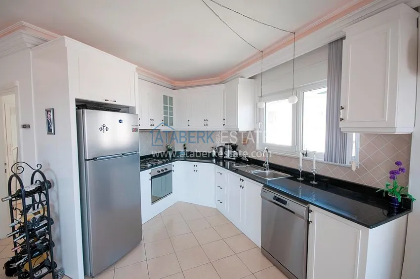 Приобрести Пентхаус-дуплекс в Джикджилли меблированный с частичным видом на море и горы 7 