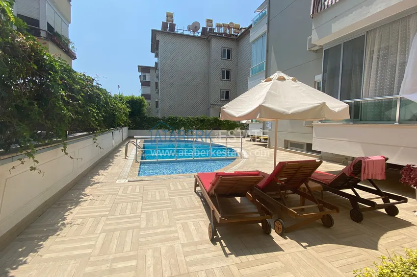 Квартира в Оба с мебелью и застекленным балконом в уютном жилом комплексе 9 