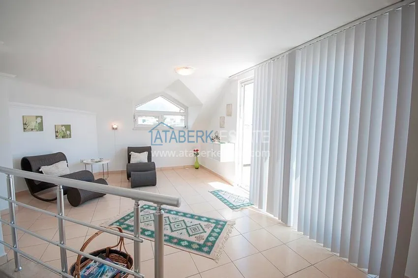 Приобрести Пентхаус-дуплекс в Джикджилли меблированный с частичным видом на море и горы 8 