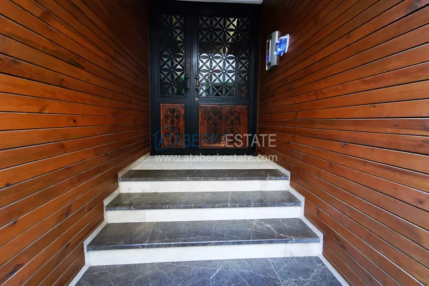 Квартира в Оба с мебелью и застекленным балконом в уютном жилом комплексе 10 