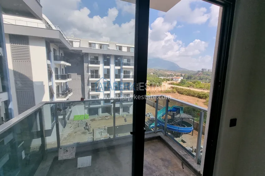 Приобрести Квартиры в Алании - район Оба, от инвестора в строящемся комплексе 40 