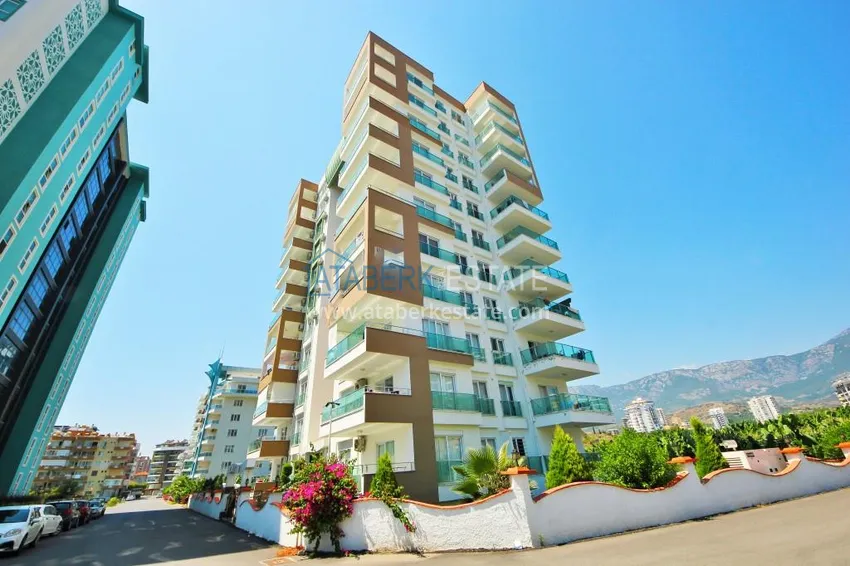 Квартира в Махмутларе двухкомнатная с мебелью и видом на море и горы 1