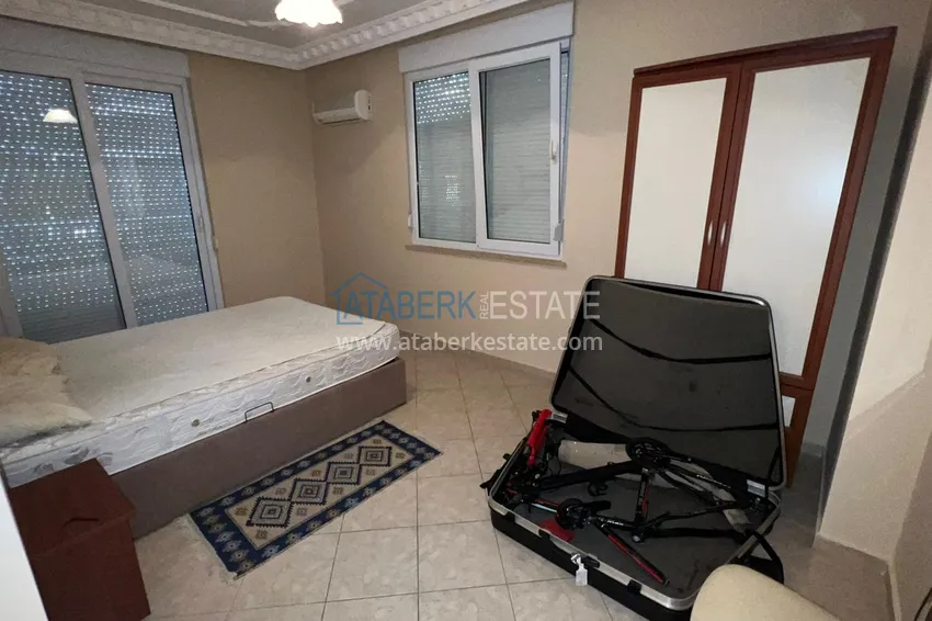 Приобрести Трехкомнатная квартира с видом на море в районе Оба – вторая линия от моря 10 