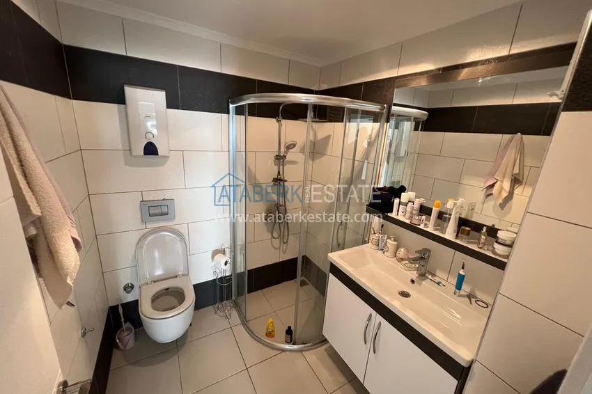 Приобрести Квартира с мебелью и застекленным балконом - вторая линия от моря в Кестеле 11 