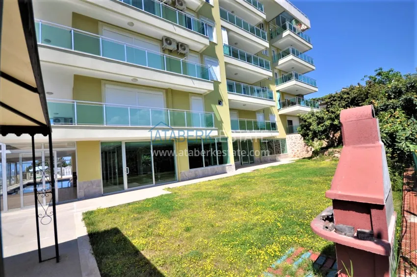 Апартаменты 1+1 с мебелью и видом на горы в районе Кестель, Алания 11 