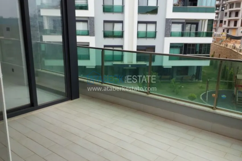 Приобрести Квартира в Оба с отдельной кухней и видом на горы в комфортабельном комплексе 12 