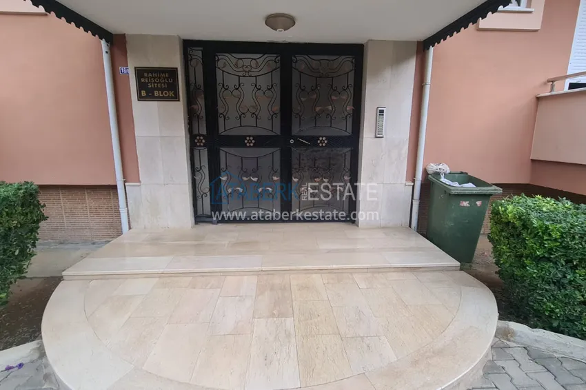 Квартира в центре Алании с отдельной кухней в жилом комплексе с бассейном 11 