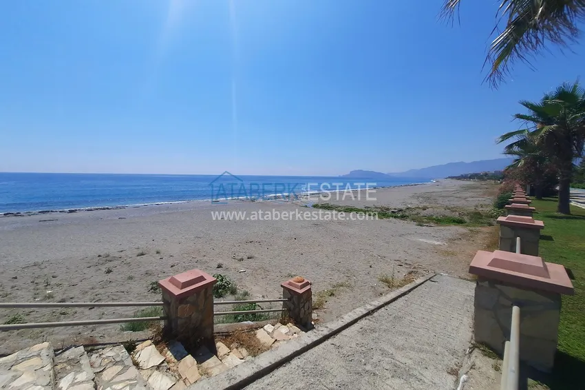 Квартира с мебелью в уютном комплексе на 1 береговой линии в Кестеле 13 