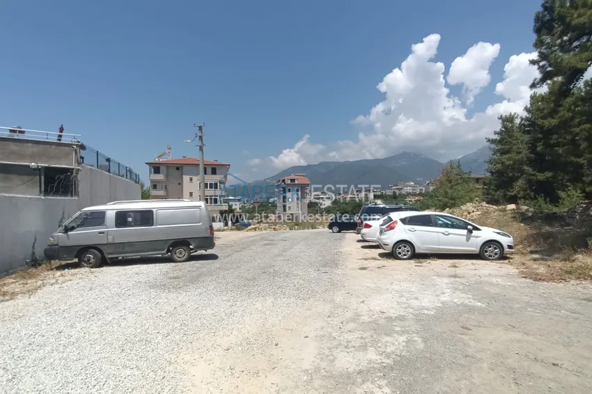 Квартира с выходом в сад и застеклённым балконом в Оба в уютном жилом комплексе 17 