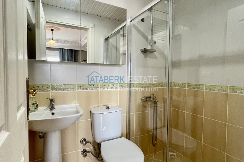 Приобрести Квартира 2+1 с новой мебелью и видом на море в уютном комплексе - Махмутлар 15