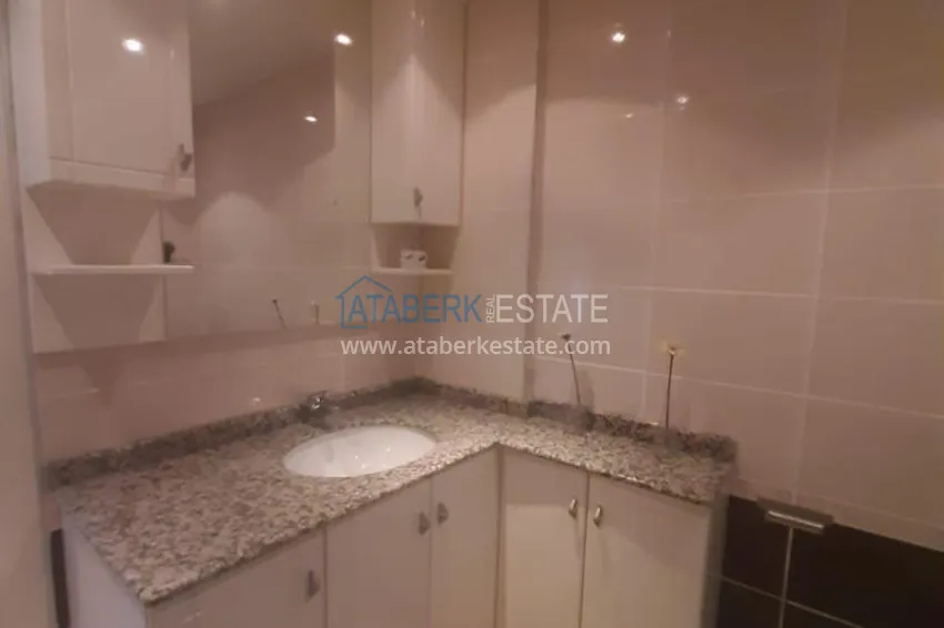 Приобрести Двухэтажный пентхаус в центре Авсаллара с мебелью и видом на море 16