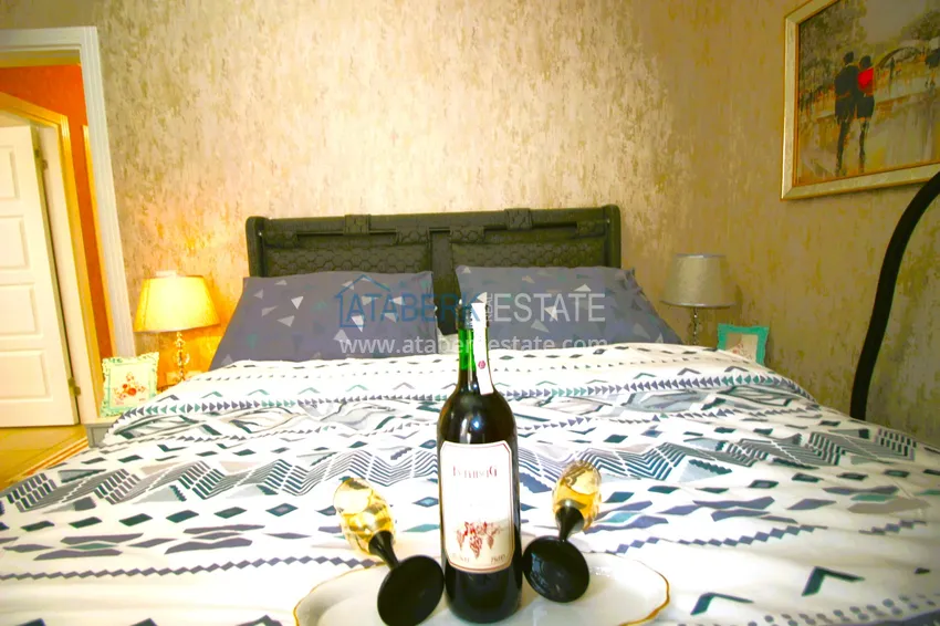 Приобрести Трехкомнатная квартира с новой мебелью в Джикджилли - район ТЦ Аланиум 17