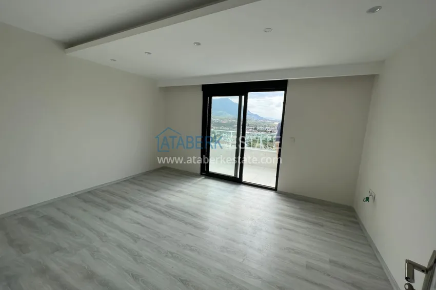 Приобрести Двухэтажный пентхаус с открытым видом на горы в районе Оба 17