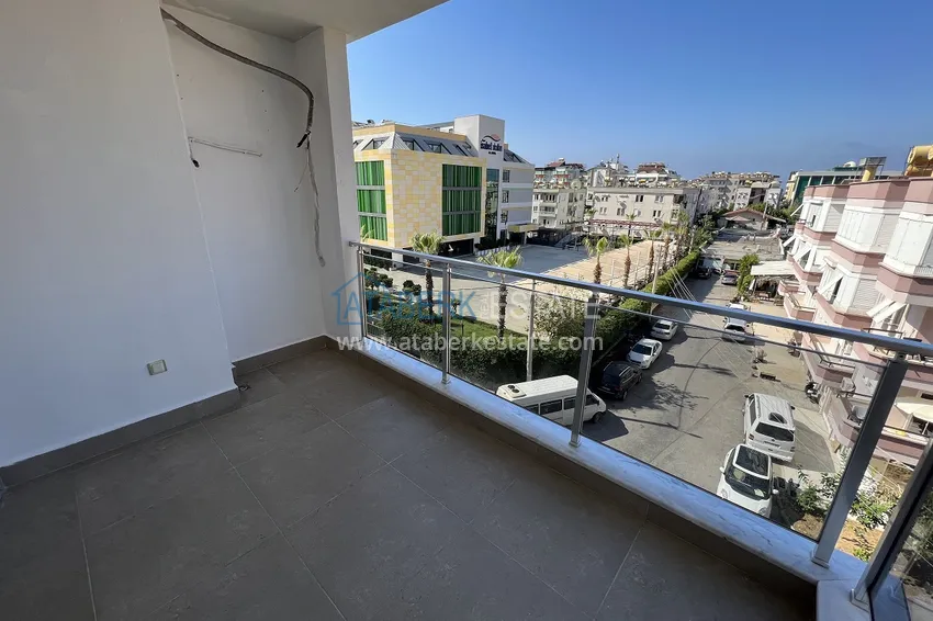 Приобрести Дуплекс 2+1 в молодом комплексе - центр Алании, район пляжа Клеопатра 8