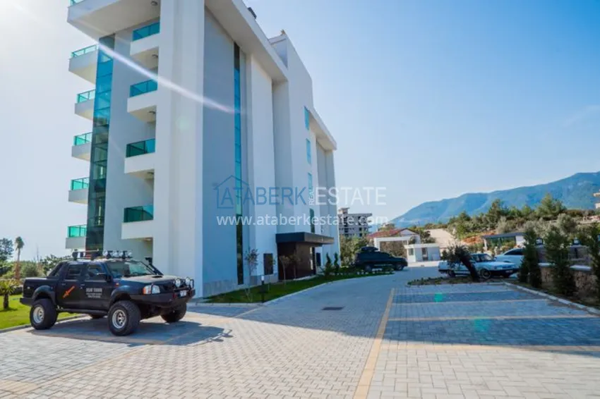 Квартира в Оба с отдельной кухней и видом на горы в комфортабельном комплексе 15 