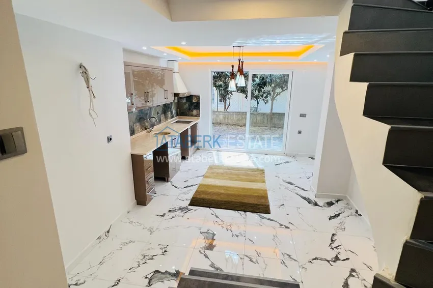 Приобрести Дуплекс с выходом в сад после капитального ремонта в районе Оба рядом с морем 18 