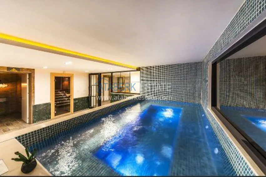 Квартира в Махмутларе меблированная с видом на горы в комплексе комфорт-класса 16 