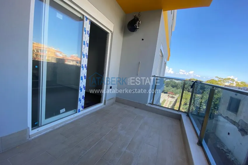 Приобрести Квартиры с чистовой отделкой в районе Демирташ в новом жилом комплексе 14