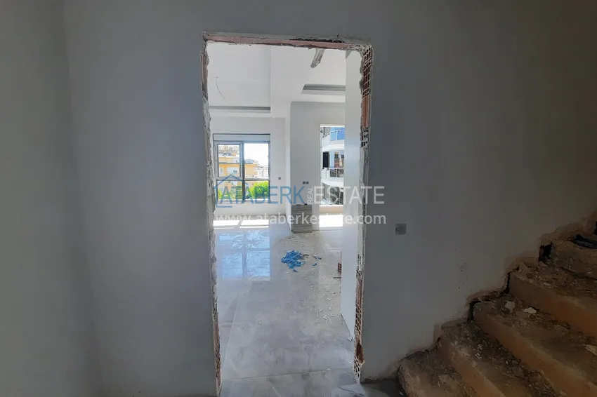 Приобрести Двухуровневая квартира с чистовой отделкой в центре Алании – новостройка 1