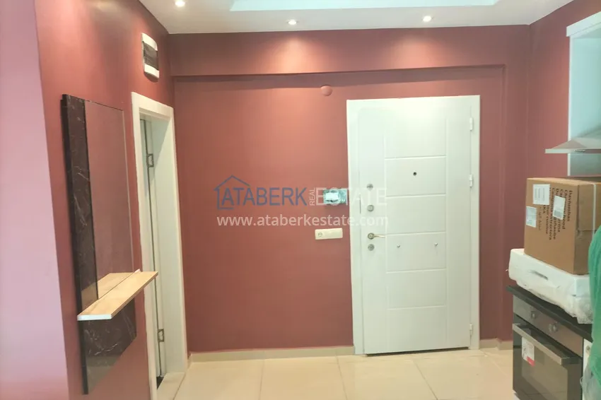 Приобрести Пентхаус с новой мебелью в центре Алании – район пляжа Клеопатра 1