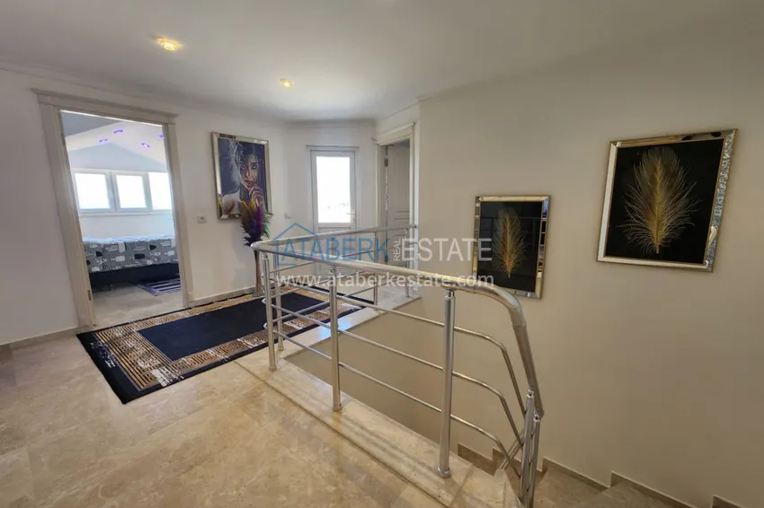 Приобрести Огромный пятикомнатный пентхаус с мебелью и видом на море – район Оба 34