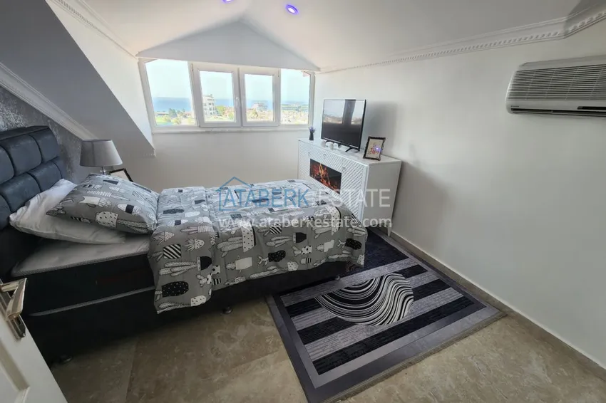 Приобрести Огромный пятикомнатный пентхаус с мебелью и видом на море – район Оба 43