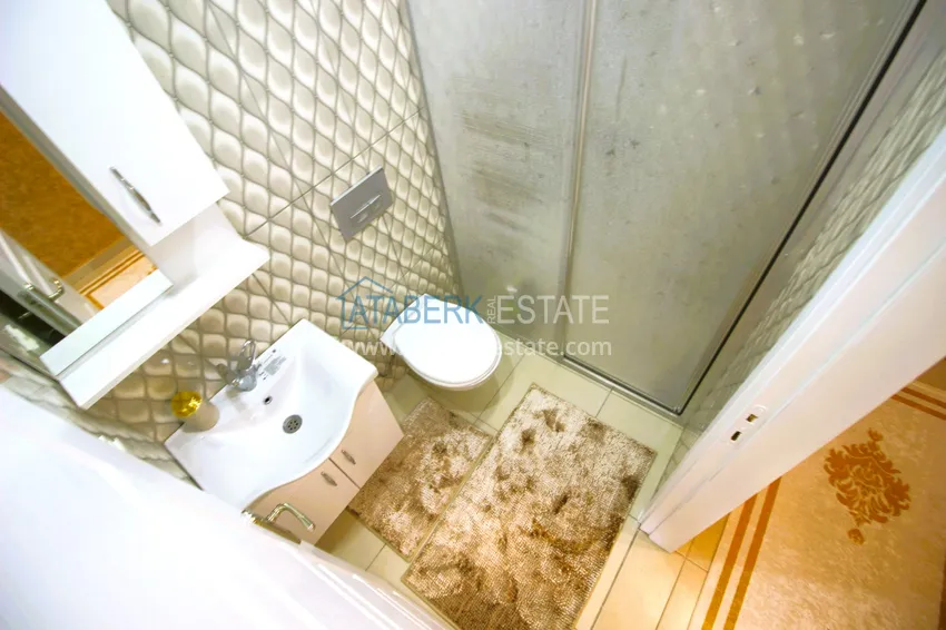 Приобрести Трехкомнатная квартира с новой мебелью в Джикджилли - район ТЦ Аланиум 24