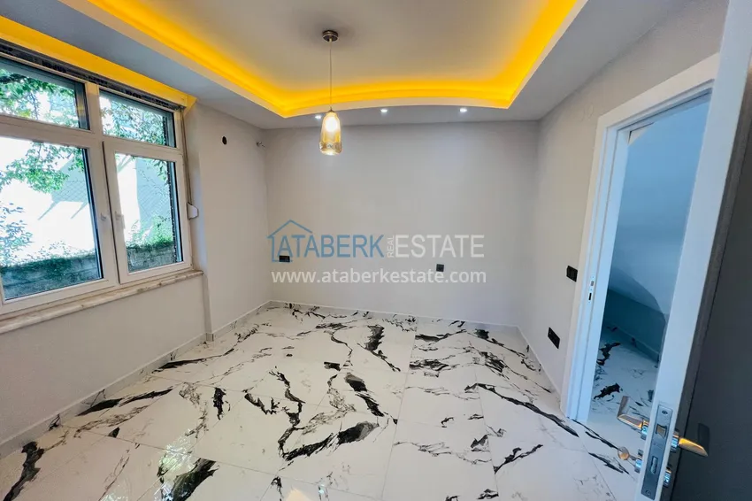 Приобрести Дуплекс с выходом в сад после капитального ремонта в районе Оба рядом с морем 26 