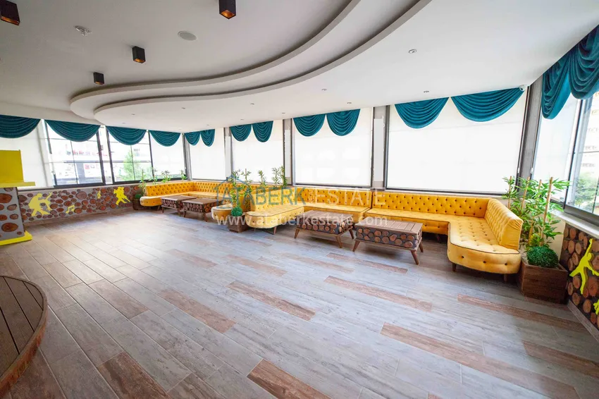 Квартира в Махмутларе меблированная с видом на горы в комплексе комфорт-класса 24 