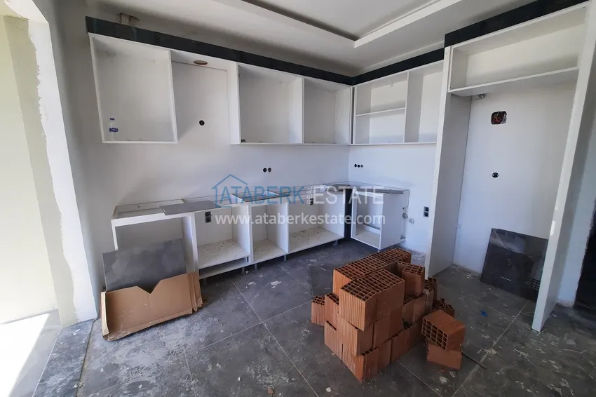 Приобрести Двухуровневая квартира с чистовой отделкой в центре Алании – новостройка 2