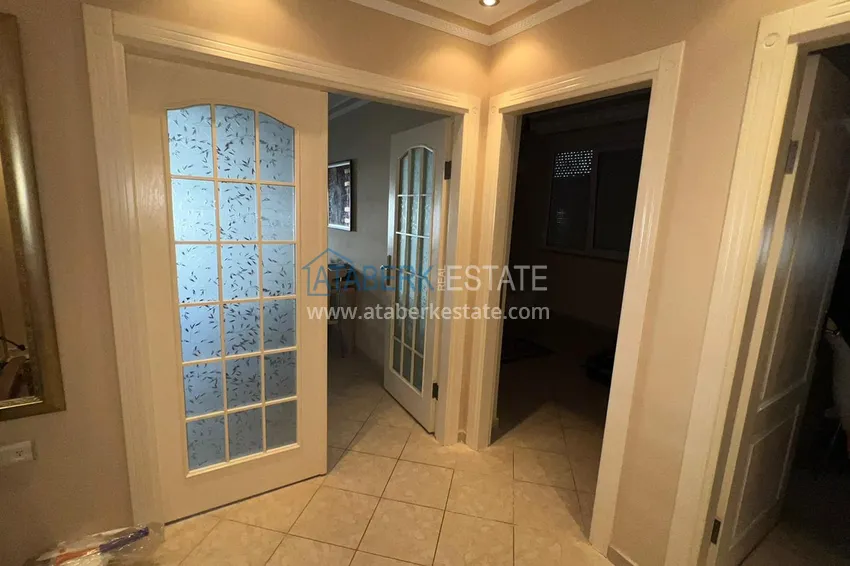 Приобрести Трехкомнатная квартира с видом на море в районе Оба – вторая линия от моря 2 