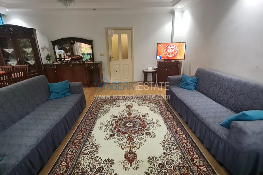 Приобрести Квартира в центре Алании с отдельной кухней в жилом комплексе с бассейном 3 