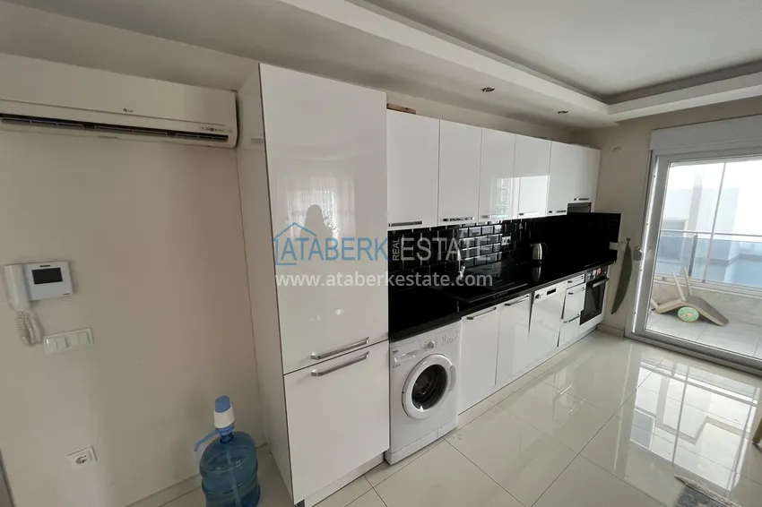 Приобрести Квартира с мебелью и застекленным балконом - вторая линия от моря в Кестеле 3 