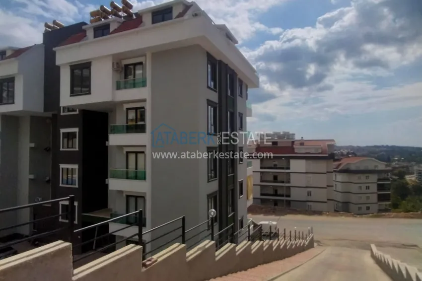 Двухэтажный пентхаус с открытым видом на горы в районе Оба 3